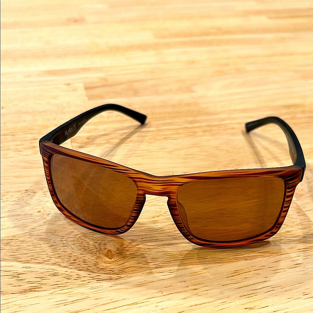 HURLEY 56mm Brown Frame Polarized Lens Designer Sunglasses HSM1006OP